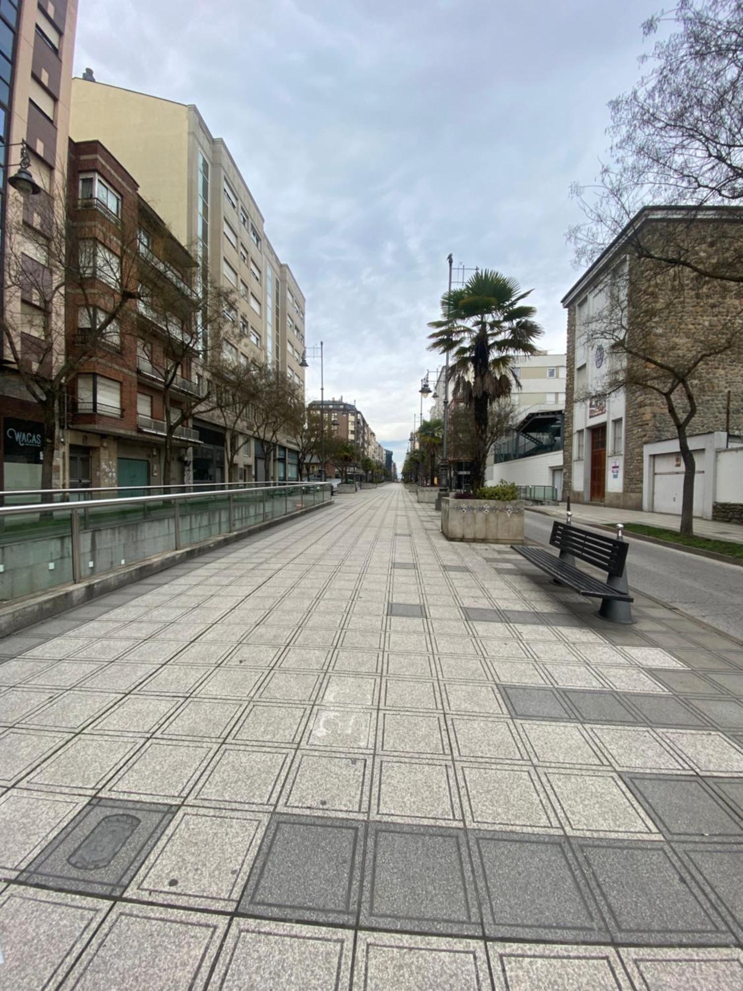 La Casa De Las Flores Ponferrada Bagian luar foto